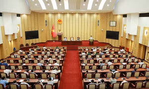 Khẩn trương xử lý cò mồi, xe ôm và hàng quán vi phạm phòng dịch COVID-19