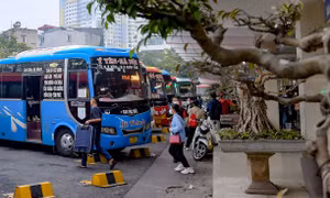 Hà Nội không để người dân bị nhỡ tàu, xe khi về quê đón Tết Âm lịch 2024