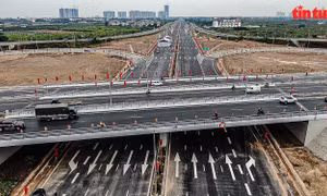 Nút giao Vành đai 3 với cao tốc Hà Nội - Hải Phòng trong ngày khánh thành