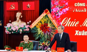 Chủ tịch TP Hà Nội ghi nhận những chiến công thầm lặng của CSGT Thủ đô