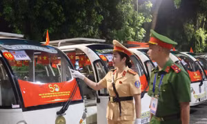 Cảnh sát giao thông toàn quốc bảo đảm tuyệt đối an toàn cho Đại lễ A80