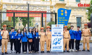 Công an Hà Nội giữ vững trật tự giao thông kỳ thi THPT 2025