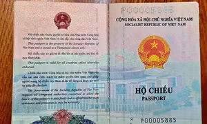 Tây Ban Nha đã công nhận hộ chiếu mới của Việt Nam