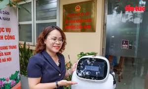 Phường đầu tiên ở Hà Nội đưa Robot AI vào phục vụ hành chính công