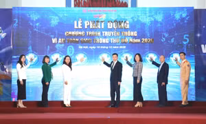 15 năm bền bỉ kiến tạo văn hóa giao thông Hà Nội