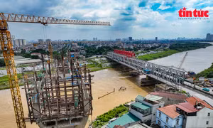 Ảnh 360 độ: Nhà thầu cầu Đuống mới 'nín thở" chờ mặt bằng