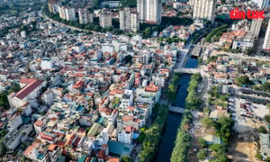 'Sống mòn' bên dòng sông Lừ ô nhiễm