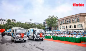 Lần đầu tiên Hà Nội vận hành hệ thống vệ sinh môi trường thông minh