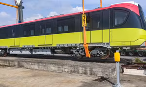 Đoàn tàu thứ 5 của tuyến Metro Nhổn-ga Hà Nội đã về đến Việt Nam