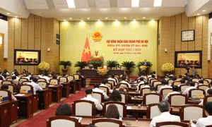 Hà Nội thông qua Nghị quyết hỗ trợ học phí năm học 2022-2023