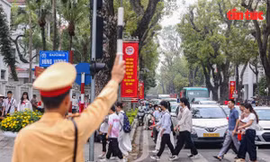 Công an Hà Nội bảm đảm an toàn cho nhân dân viếng Lăng Chủ tịch Hồ Chí Minh