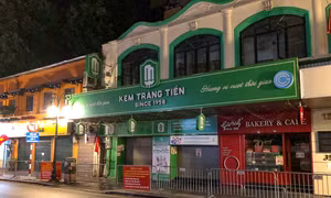 Cửa hàng kem Tràng Tiền bị phạt 15 triệu đồng vì vi phạm quy định chống dịch COVID-19