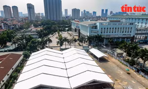 Bệnh viện K cơ sở Tân Triều dựng lều dã chiến phục vụ công tác cách ly, khám chữa bệnh