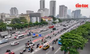 Hà Nội thông xe hai cầu vượt thép Mai Dịch trong đêm