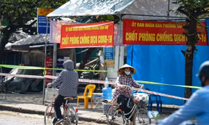 Hà Nội phong tỏa chợ đầu mối phía Nam vì có người bán trứng mắc COVID-19