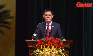 Đồng chí Vương Đình Huệ tái cử Bí thư Thành ủy Hà Nội khóa XVII với số phiếu tuyệt đối