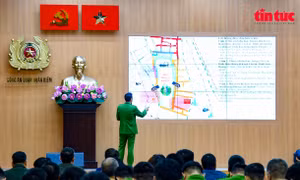 Bảo vệ an toàn cho trận địa pháo hoa lớn nhất Hà Nội
