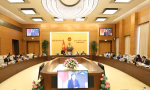 Cần làm rõ tính liên thông trong quản lý cơ sở dữ liệu căn cước công dân với việc cấp hộ chiếu điện tử 