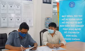 Người lao động cần lưu ý về hạn nhận hồ sơ hỗ trợ từ Quỹ bảo hiểm thất nghiệp