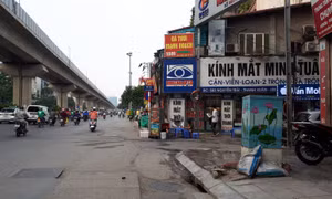 Đồng loạt giải tỏa vi phạm hành lang an toàn giao thông trên 83 tuyến 
