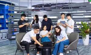 FPT lọt vào danh sách 35 nhà cung cấp dịch vụ phát triển ứng dụng AI toàn cầu