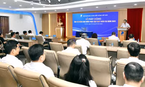 VNPT phát động ủng hộ đồng bào khắc phục hậu quả bão lụt năm 2005