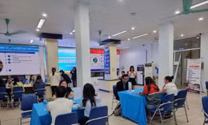 Gia tăng đơn hàng, thị trường lao động chuyển dịch tích cực