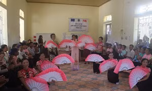 Hỗ trợ từ cộng đồng giúp người cao tuổi thoát nghèo
