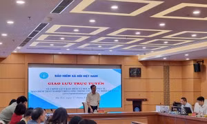 Yêu cầu tăng cường hình thức giao lưu trực tuyến giải đáp ý kiến của người dân 3 tháng/lần