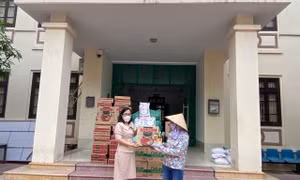 Một số quận, huyện của Hà Nội báo cáo số người cần hỗ trợ và có nhu cầu về quê