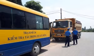 Xe quá tải vùng ven đô Hà Nội, đâu là giải pháp xử lý triệt để?