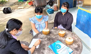 Nỗ lực duy trì, phát triển người tham gia BHYT tại các xã bãi ngang