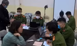 Chứng minh thư chưa hết hạn không đổi sang căn cước công dân có gắn chip có bị phạt không?