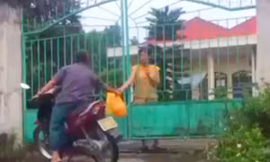 Yêu cầu kiểm điểm lãnh đạo Trung tâm nhân đạo có nhân viên ăn chặn quà từ thiện