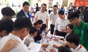 Kết nối hơn 2.000 chỉ tiêu việc làm tại quận trung tâm Hà Nội