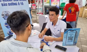 Doanh nghiệp thích nghi với xu hướng 'nhảy việc' của lao động trẻ
