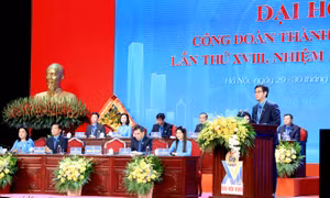 Ông Nguyễn Văn Thắng tái cử chức Chủ tịch LĐLĐ thành phố Hà Nội