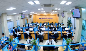 Thanh toán hoá đơn, sử dụng dịch vụ điện: Khi công nghệ thay sức con người