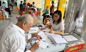 Chi trả lương hưu tại thành phố Đà Nẵng.