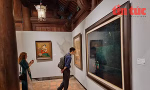 Triển lãm ‘Sắc tâm’ kết hợp mỹ thuật đương đại và tinh hoa trầm hương Việt