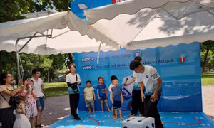 Tranh vẽ biểu tượng của chương trình “Ai cũng có thể bị đuối nước, nhưng hoàn toàn có thể phòng chống”.