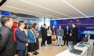 Tham gia đào tạo AI, ứng dụng công nghệ số cho công tác tham mưu, thẩm tra văn bản