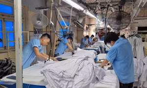 Đổi mới công tác tập hợp người lao động vào tổ chức công đoàn