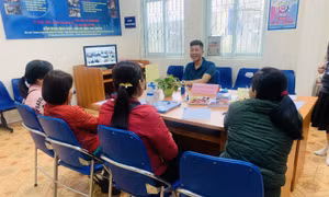 Sàn GDVL vệ tinh huyện Phú Xuyên: Góp phần ổn định thị trường lao động làng nghề