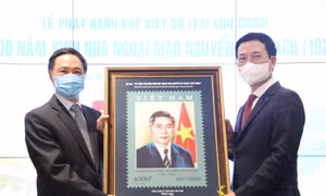 Phát hành bộ tem ‘Kỷ niệm 100 năm sinh Nhà ngoại giao Nguyễn Cơ Thạch’