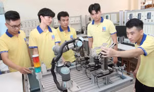 Cải cách cơ chế tiền lương thu hút và giữ chân nhân lực chất lượng cao