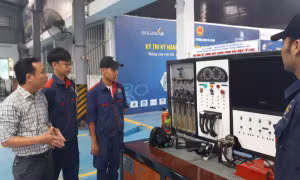 Phát huy sự sáng tạo thiết bị đào tạo tự làm từ các trường cao đẳng, trung cấp