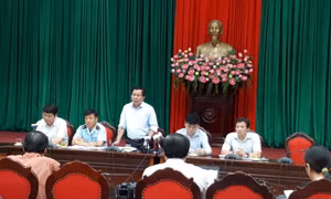 ‘Việc phân bố không đều khiến một số trường Hà Nội có sĩ số đông, quá tải’