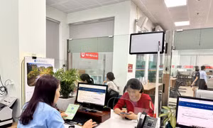 Mới nhận lương hưu, tiếp tục đi làm thêm có phải đóng BHXH?