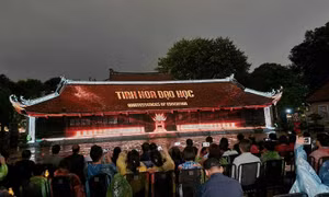 Chính thức ra mắt tour trải nghiệm đêm Văn Miếu - Quốc Tử Giám